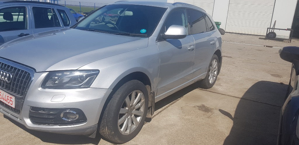 Audi Q5 din 2008, motor 2.0 tdi 4x4, tip CAHA