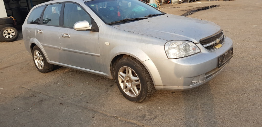 Chevrolet Lacetti Break din 2005, motor 1.6 benzina , tip F16D3