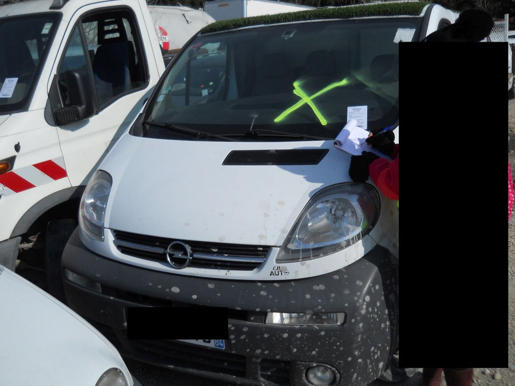 Demembrez OPEL VIVARO 2006 1.9 DIESEL F9Q760 CARSERO second hand Bacau