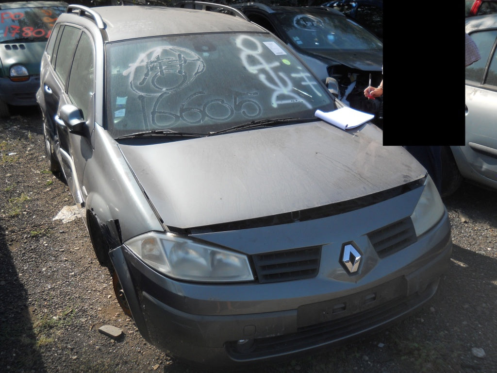 Demembrez RENAULT MEGANE 2 2005 BREAK 1.9 DCI CARSERO second hand Bacau SI IASI