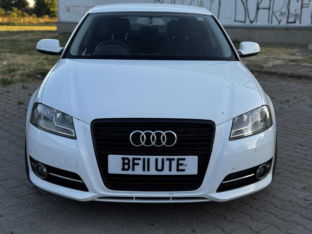 Dezmembrări Audi A3 1.6 TDI cod CAY cutie manuală facelift 2011
