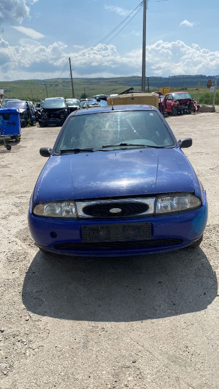 Dezmembrări Ford fiesta 1,2 benzina anul 1998