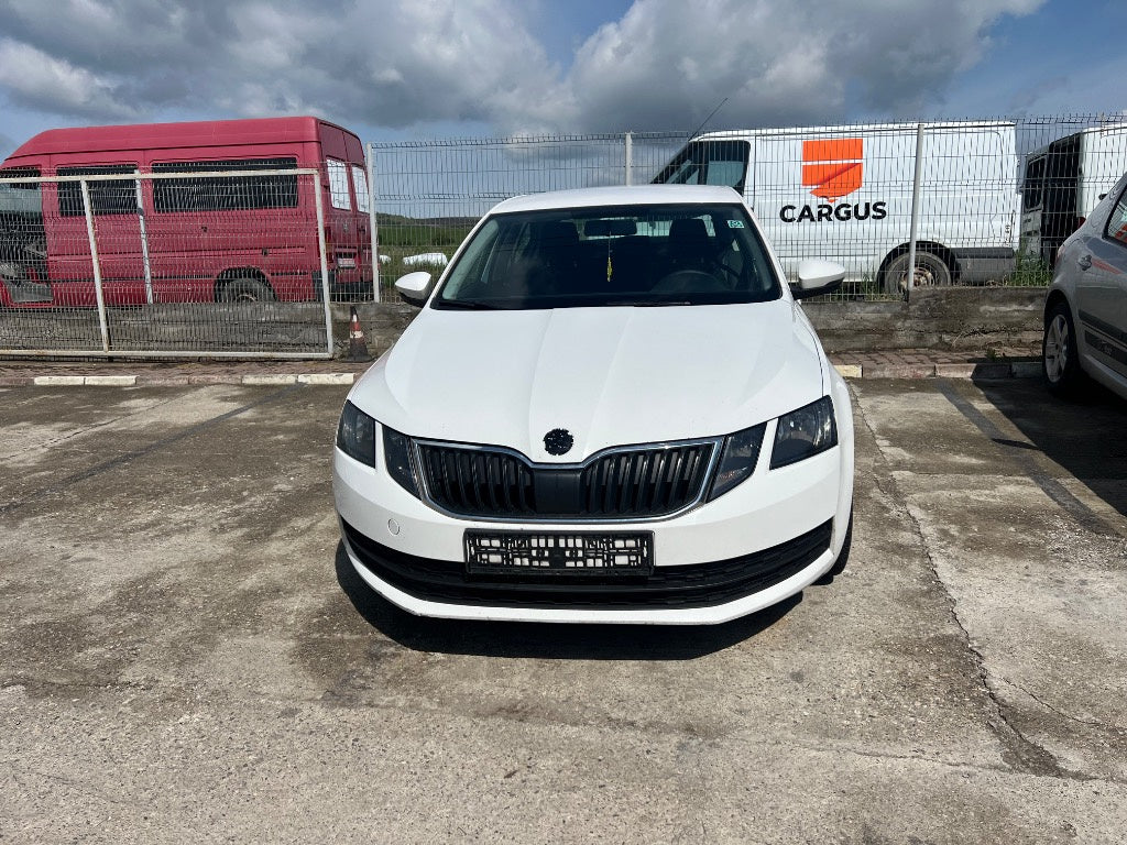Dezmembrări Skoda Octavia 1,6.tdi anul 2018 tip motor DDYA