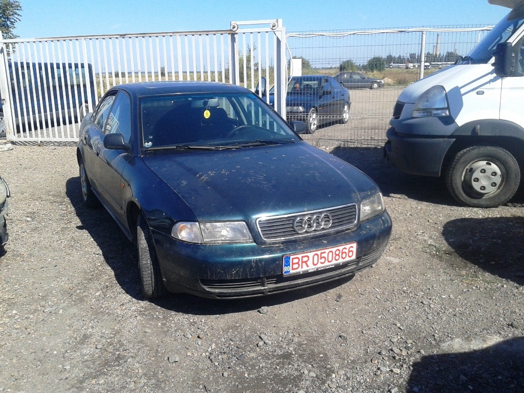 Dezmembram Audi A4 - 1997 - 1.9d