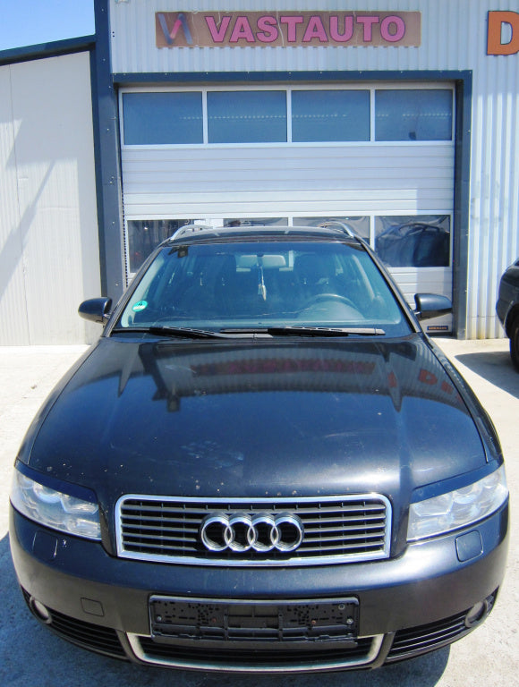 Dezmembram Audi A4 2.5 TDI COD BDG 2001-2005