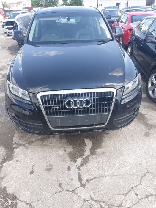 Dezmembram Audi Q5 8R 2.0 tdi cod motor CAH-A cutie manuala 6+1 trepte