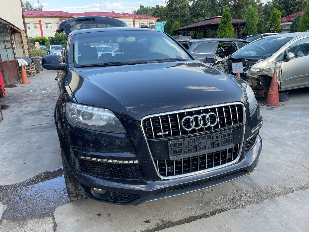 Dezmembram Audi Q7 3.0 TDI 2014