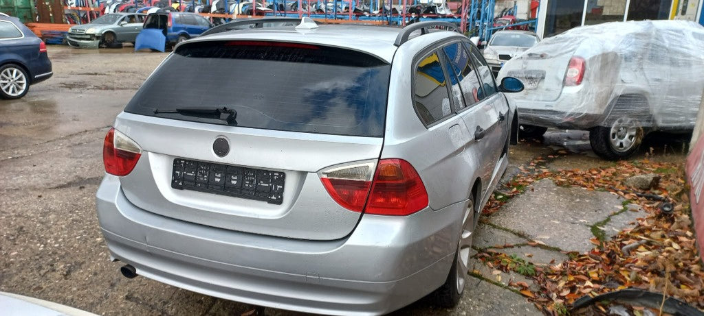 Dezmembram BMW 320D E91 M47 D20