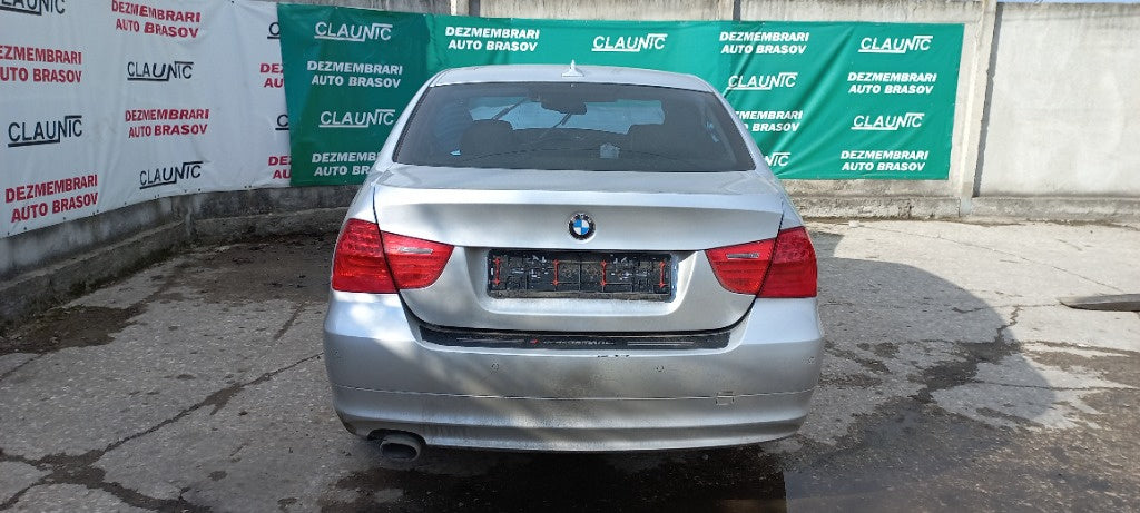 Dezmembram BMW 320D X-Drive motor N47 cutie automata