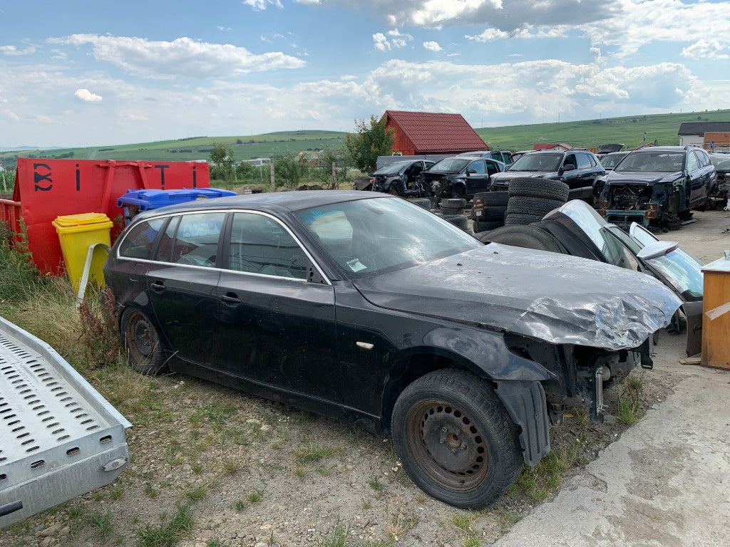 Dezmembram bmw 530 xd anul 2009