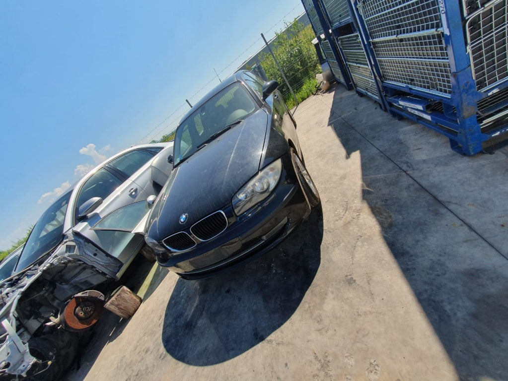 Dezmembram BMW seria 1 facelift an 2009 2.0D