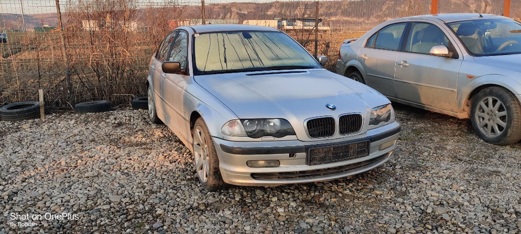 Dezmembram BMW seria 3 E46 Limuzină