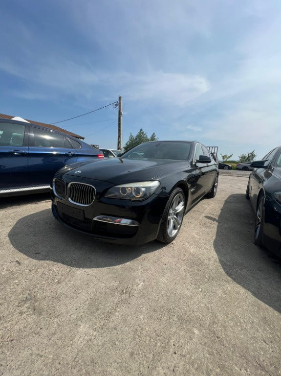 Dezmembram BMW seria 7,F01 , MOTOR 3.0 d ,n57
