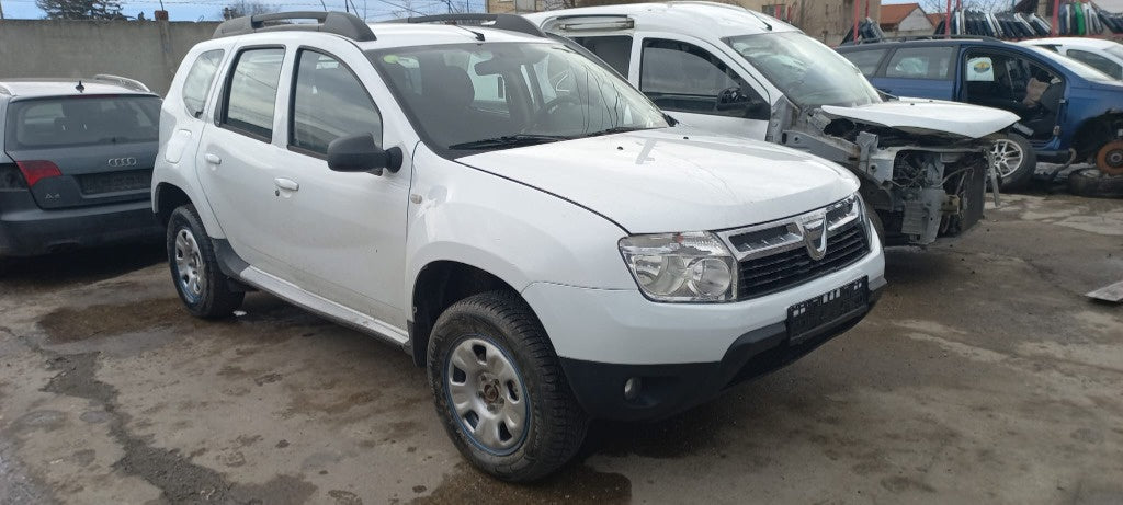 Dezmembram Dacia Duster 1.5 dCi K9K 892 cod cutie JR5 189