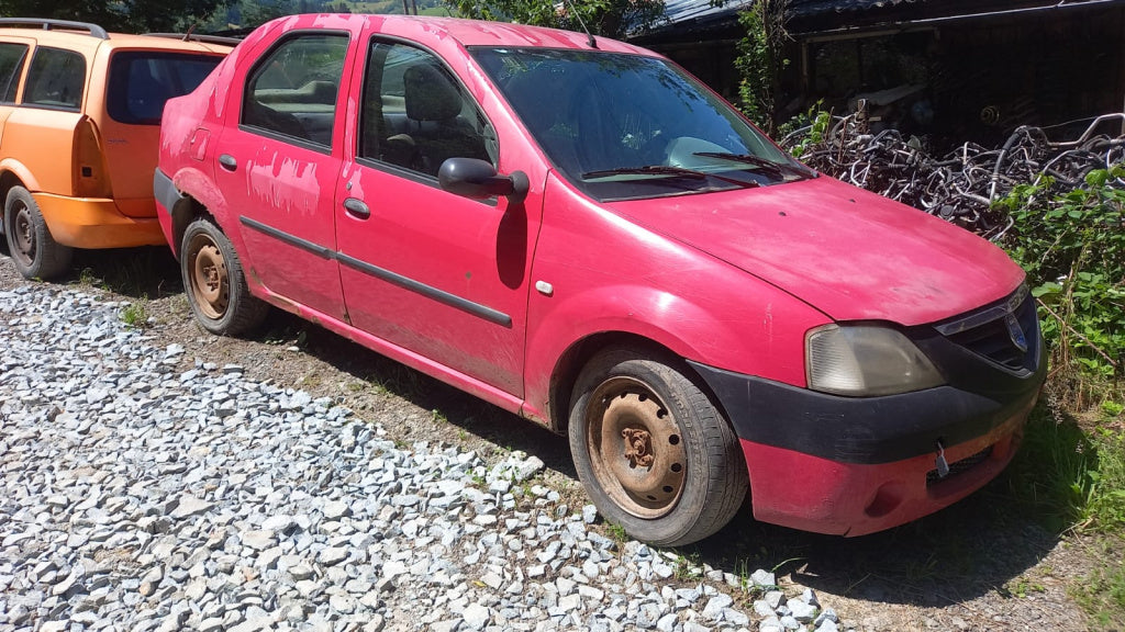 Dezmembram Dacia Logan 1.4 B 2005
