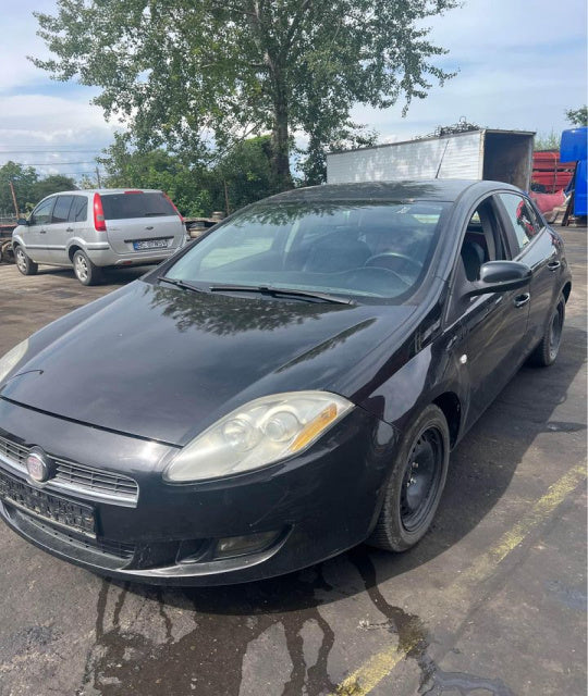 Dezmembram Fiat Bravo 2 [2007 - 2011] Hatchback 1.6 Multijet MT (90 hp)