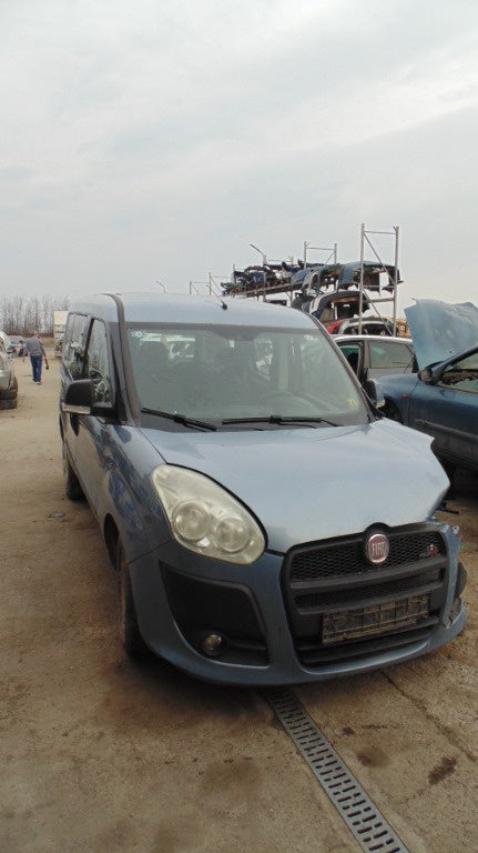 Dezmembram Fiat Doblo an 2011 motor 1.6 Mjet Euro 5 cod 263A400