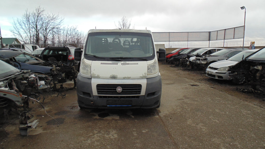 Dezmembram Fiat Ducato an 2007 motor 2.3 Jtd Euro 4 cabina 7 locuri cu bena