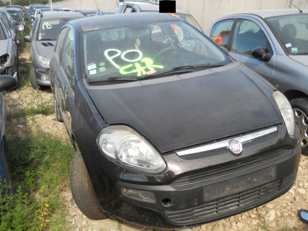 DEZMEMBRAM FIAT GRANDE PUNTO 2010 1.3 D 199A2000 CARSERO SECOND HAND BACAU SI IASI