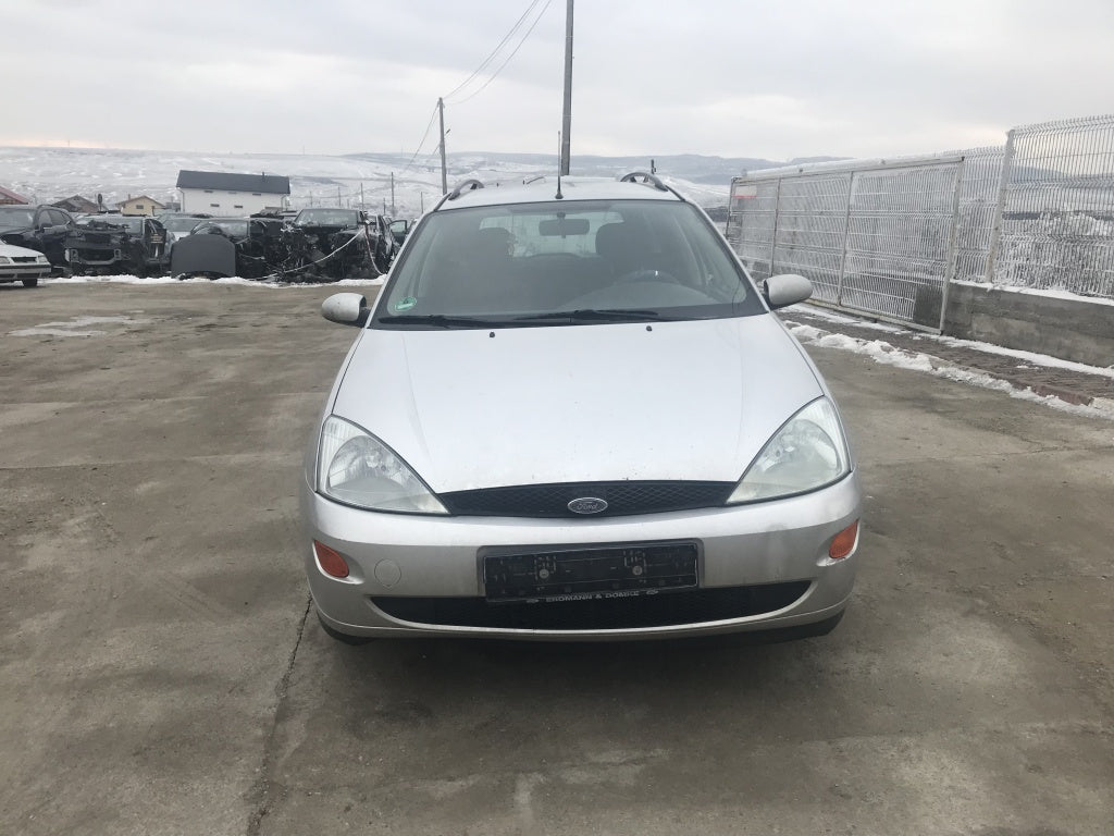 Dezmembram ford focus 1,6 benzina anul 2001 tip motor fydd