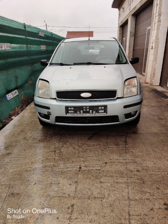 Dezmembram Ford Fusion