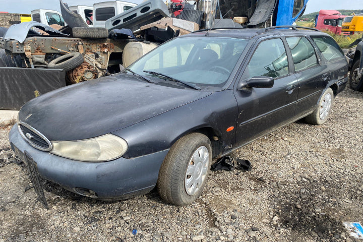 Dezmembram Ford Mondeo MK1 [1993 - 1996] wagon 1.8 TD MT (88 hp)