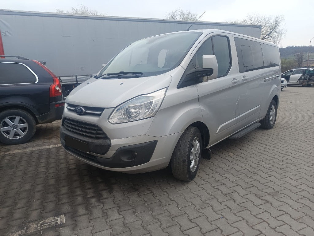 Dezmembram Ford Tourneo Custom 300LTD E-TECH 2014 2.2 Diesel, cutie de viteze manuala