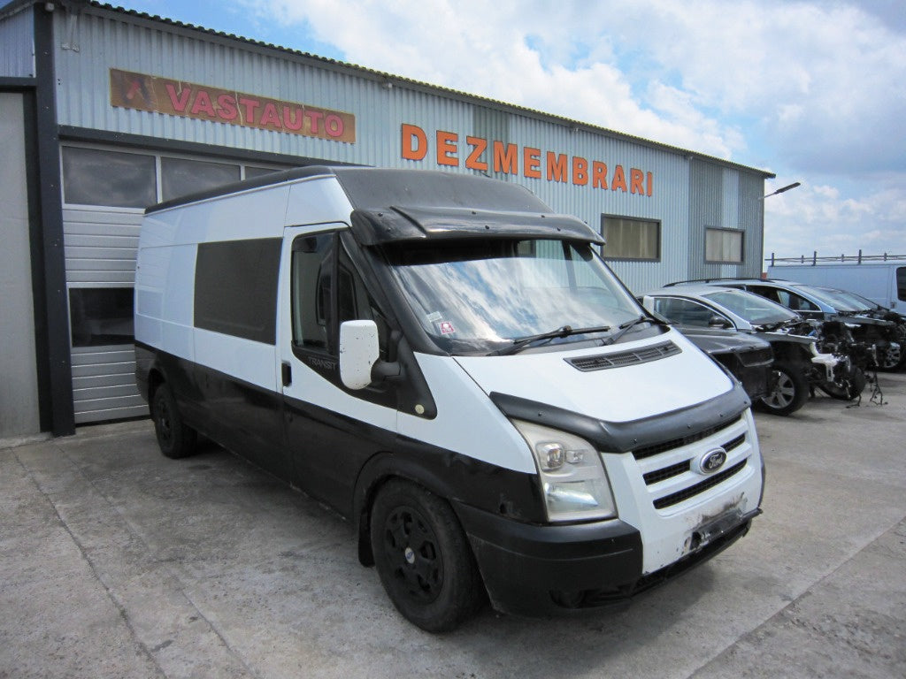 Dezmembram Ford Transit 2.4 TDCi 115CP an 2006-2014 cod motor JXFA