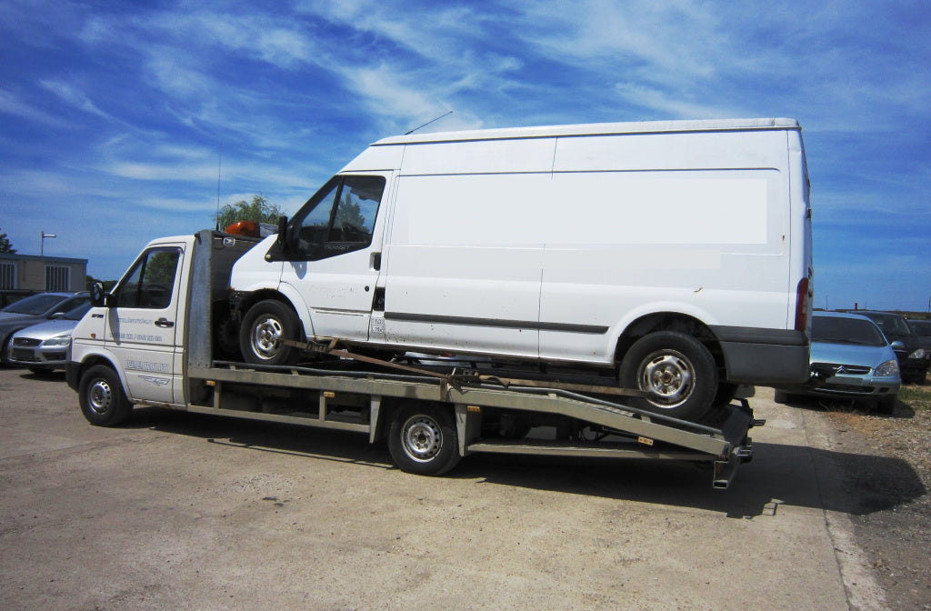 Dezmembram Ford Transit 2.4 TDCi an 2006-2014 cod motor: H9FB, 140 CP