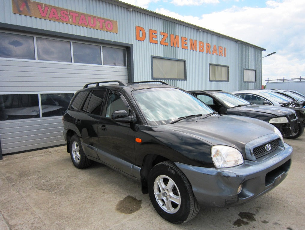 Dezmembram Hyundai Santa Fe 2.0CRDi an 2001-2006 cod motor D4EA 113CP