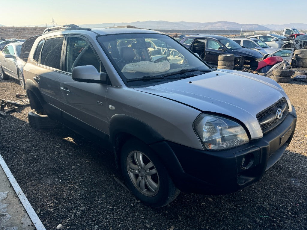 Dezmembram Hyundai Tucson 2.0 cdri 4x4