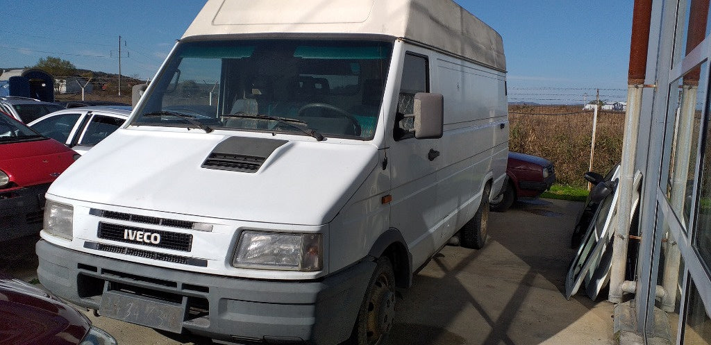 Dezmembram Iveco Daily 35.8, 2.8 D, cod motor Sofism 8140.63, an fabricatie 1999