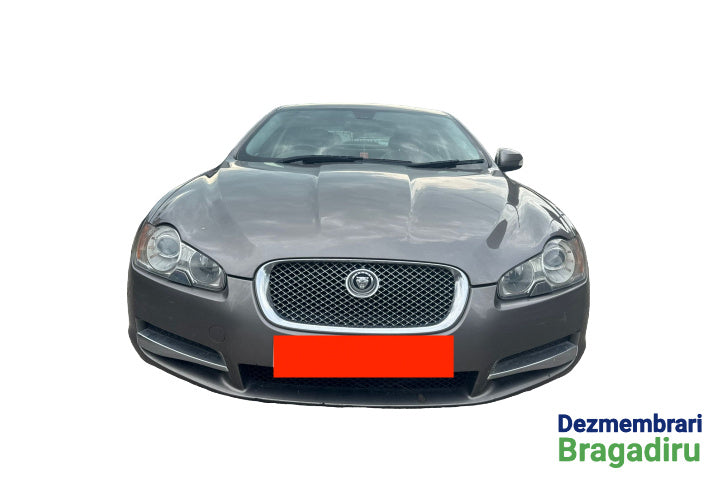 Dezmembram Jaguar XF X250 [2007 - 2011] Sedan 4-usi 2.7D AT (207 hp) Cod motor: AJD