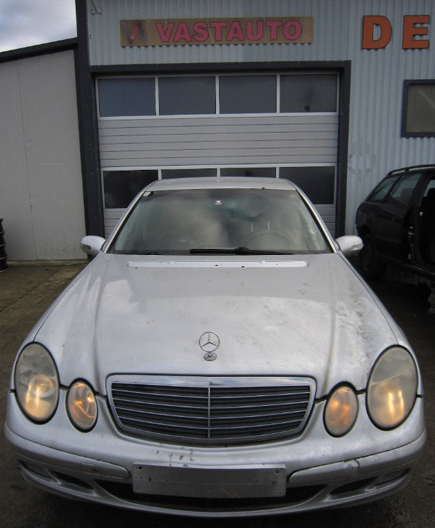 Dezmembram Mercedes-Benz E200 (W211), 2.2 CDI anul 2002-2008, 122CP