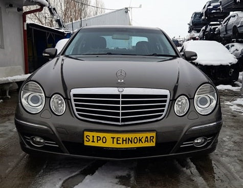 Dezmembram Mercedes-Benz E220 Avantgarde, Cod motor :646821, an 2008!