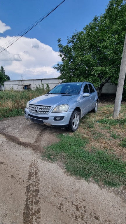 Dezmembram Mercedes-Benz M-Class W164 2005 - 2008