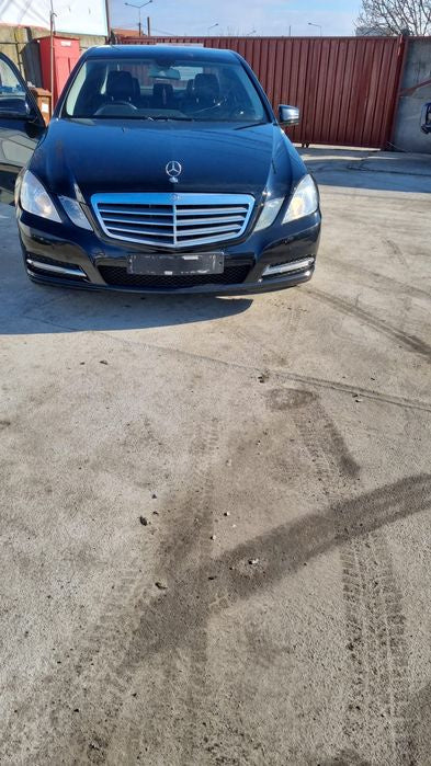 Dezmembram mercedes e class w212 2.2 cdi euro 5 automat cod651