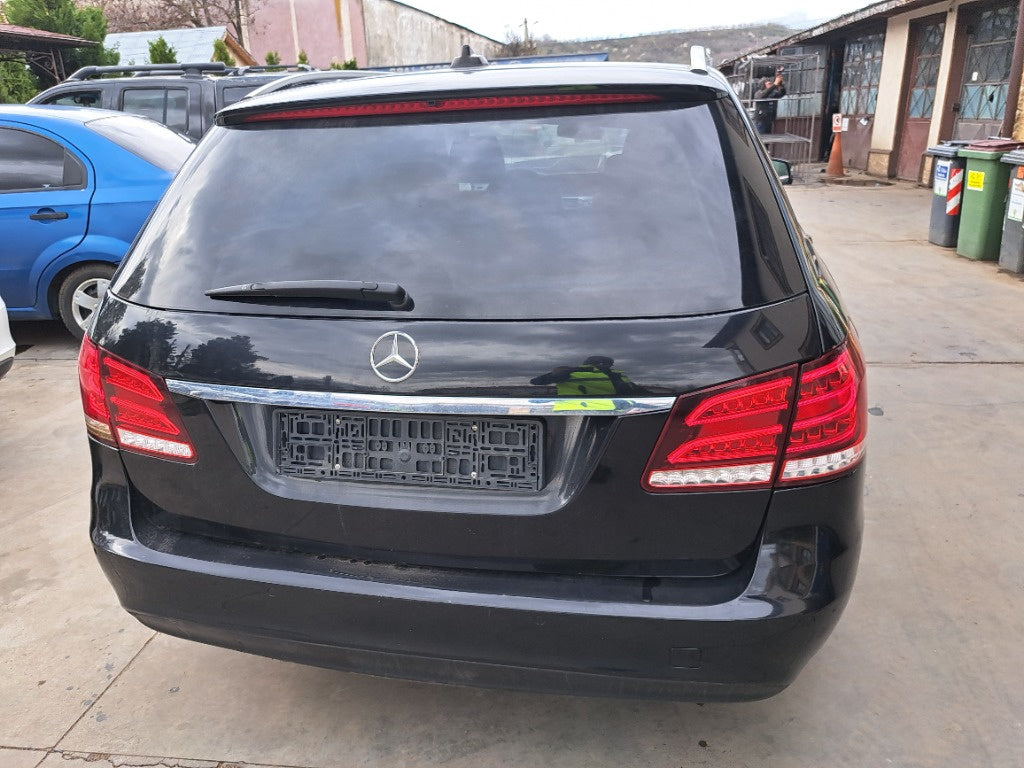 Dezmembram Mercedes E220 W212 fl break 2015