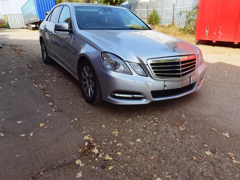 Dezmembram mercedes w 212 250cdi 2012