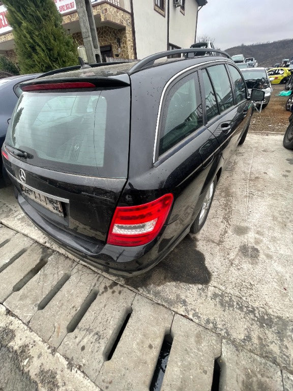 Dezmembram Mercedes W204 2.2 cdi 651 2013