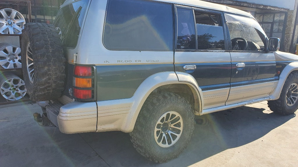 Dezmembram Mitsubishi Pajero 2.5 automat