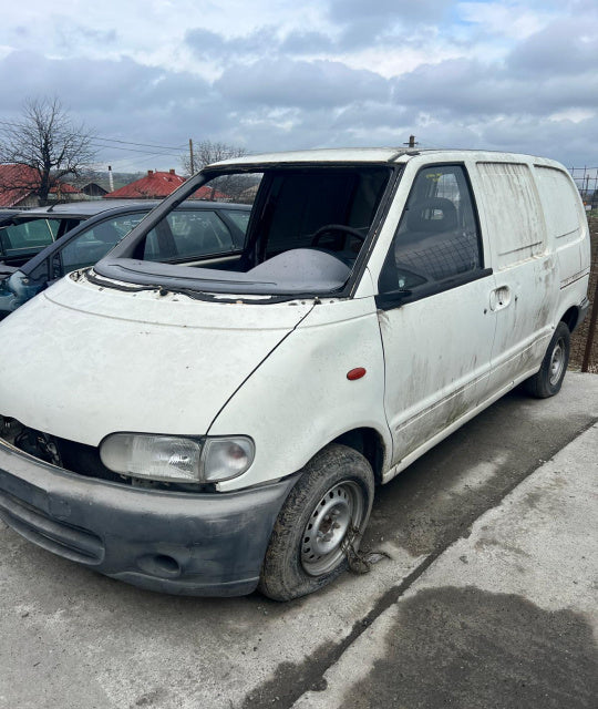 Dezmembram Nissan Vanette 3 [1991 - 2002] Minivan
