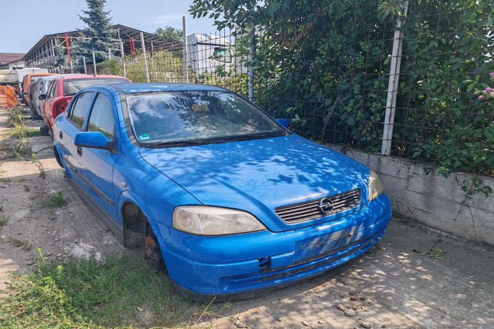 Dezmembram Opel Astra G [1998 - 2009] Hatchback 5-usi 1.6 MT (84 hp)