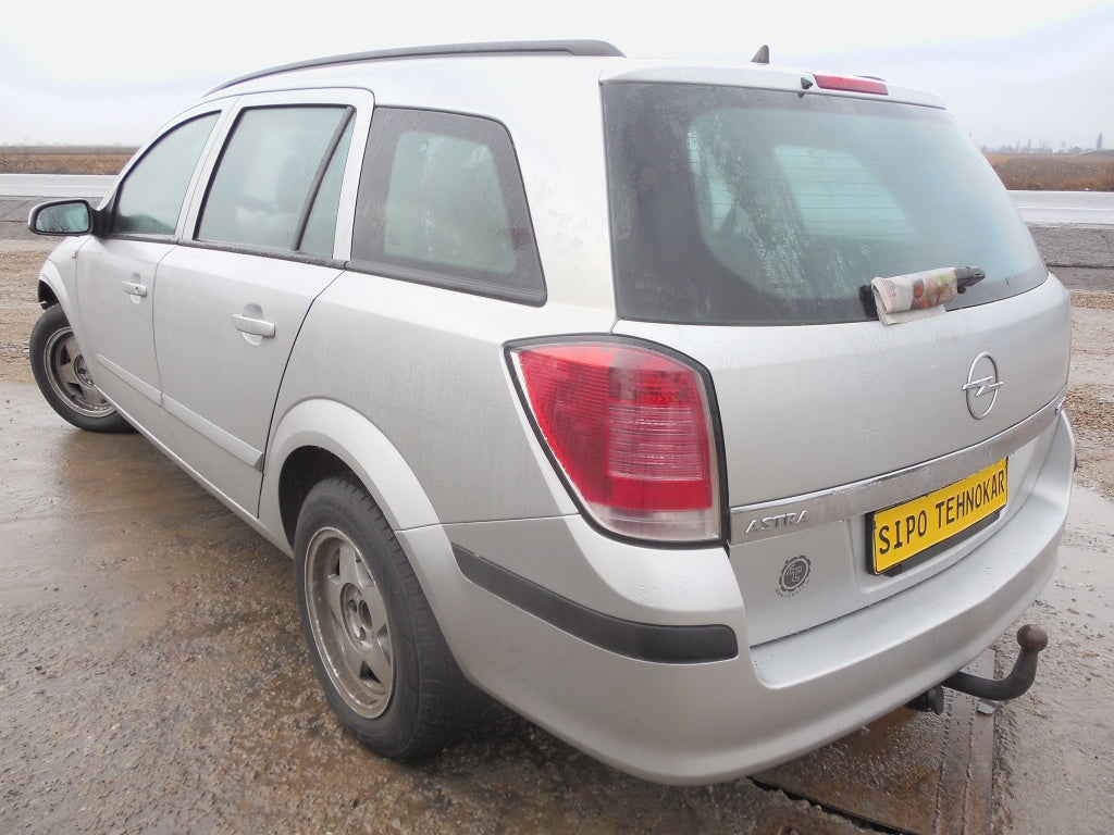 DEZMEMBRAM OPEL ASTRA H 1.7 CDTI AN 2005 !