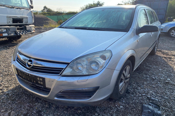 Dezmembram Opel Astra H [2004 - 2007] wagon 1.7 CDTI MT (101 hp)