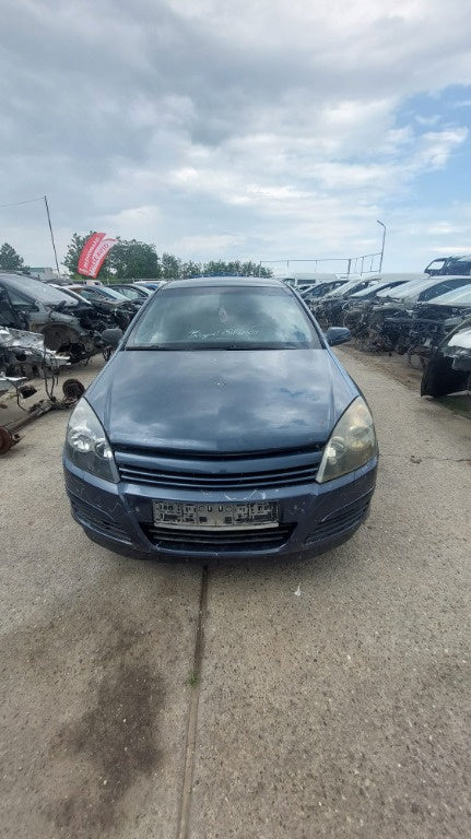 Dezmembram Opel Astra H motor 1.7 Cdti 101 CP cutie manuala