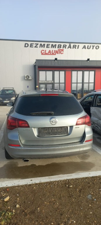 Dezmembram Opel Astra J 2.0 CDTi A20DTH cutie automata AF22