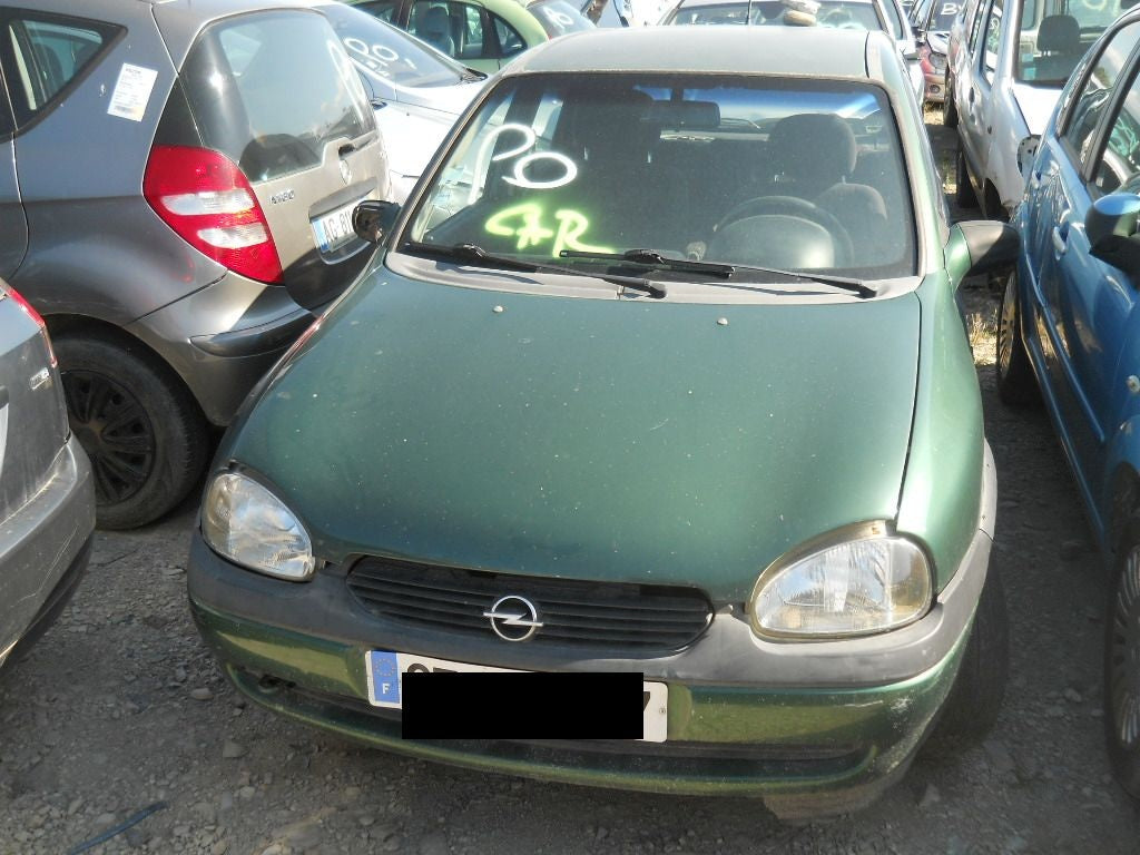 DEZMEMBRAM OPEL CORSA B 1999 1.2 BENZINA COD MOTOR X12XE CARSERO SECOND HAND