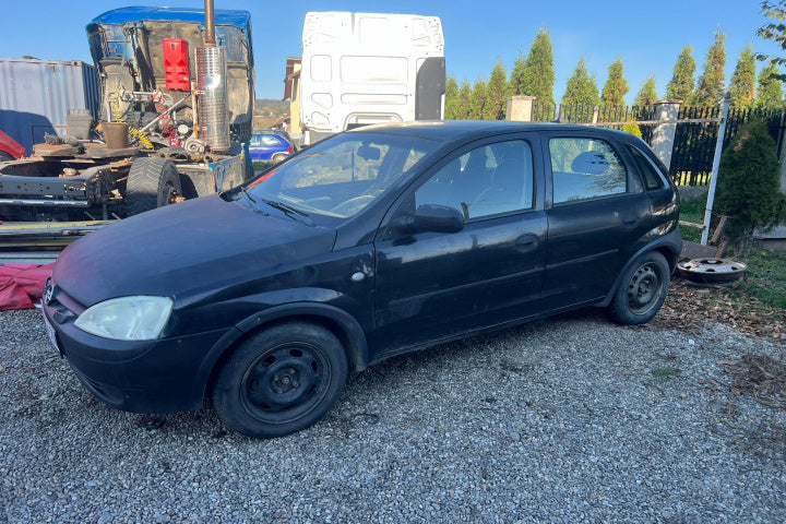 Dezmembram Opel Corsa C [2000 - 2003] Hatchback 5-usi 1.7 DI MT (65 hp)