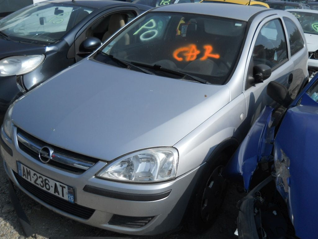 DEZMEMBRAM OPEL CORSA C 2005 1.3 DIESEL CARSERO SECOND HAND BACAU SI IASI